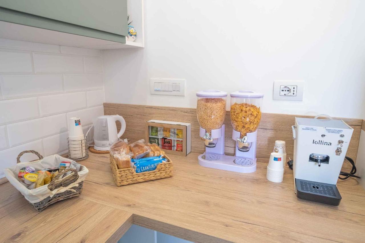 Taty Home Casa Vacanze サレルノ エクステリア 写真