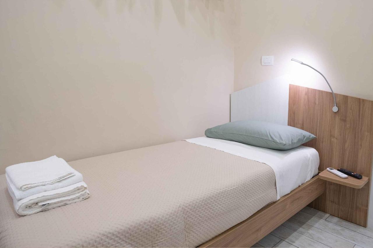 Taty Home Casa Vacanze サレルノ エクステリア 写真